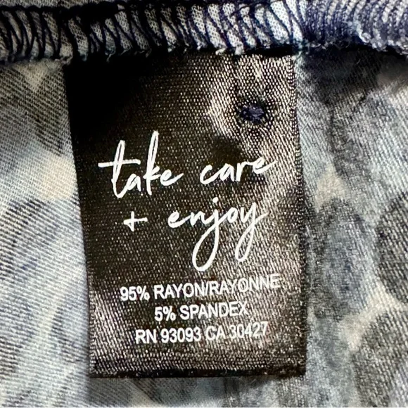 Nic + Zoe Long Good Vibes Sleeve Button Front Abstract Polka Dot Blouse Top - Picture 11 of 14